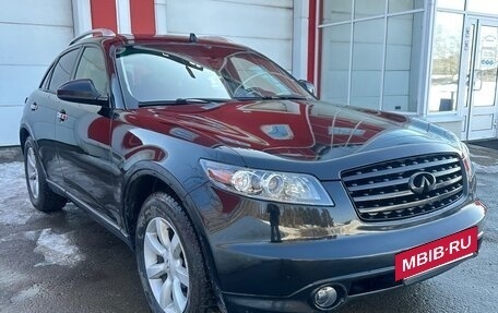 Infiniti FX I, 2004 год, 775 000 рублей, 3 фотография