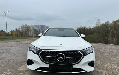 Mercedes-Benz E-Класс, 2024 год, 6 400 000 рублей, 2 фотография
