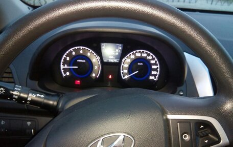 Hyundai Solaris II рестайлинг, 2013 год, 1 050 000 рублей, 7 фотография