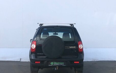 Chevrolet Niva I рестайлинг, 2017 год, 790 000 рублей, 6 фотография