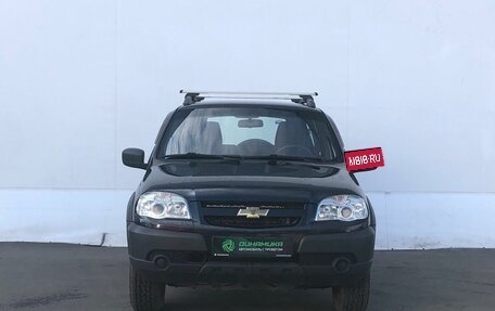 Chevrolet Niva I рестайлинг, 2017 год, 790 000 рублей, 2 фотография