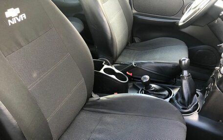 Chevrolet Niva I рестайлинг, 2017 год, 790 000 рублей, 10 фотография