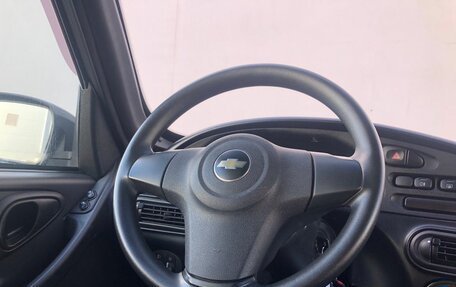 Chevrolet Niva I рестайлинг, 2017 год, 790 000 рублей, 16 фотография