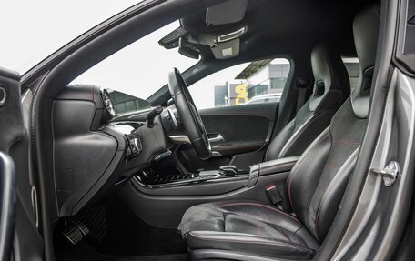 Mercedes-Benz CLA, 2020 год, 2 598 000 рублей, 31 фотография