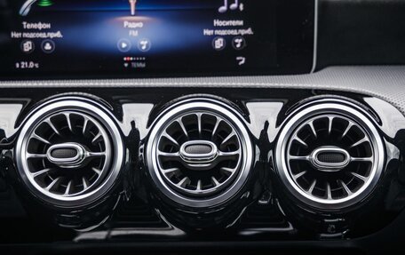 Mercedes-Benz CLA, 2020 год, 2 598 000 рублей, 27 фотография