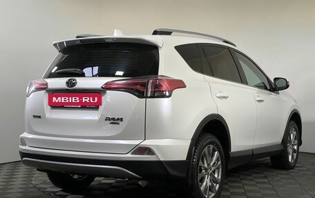 Toyota RAV4, 2017 год, 2 680 000 рублей, 4 фотография