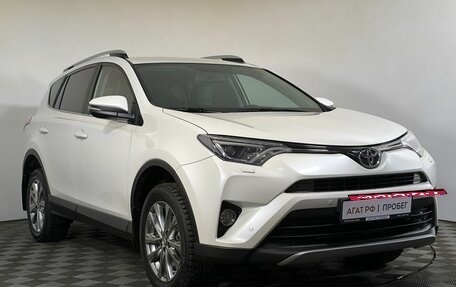 Toyota RAV4, 2017 год, 2 680 000 рублей, 3 фотография