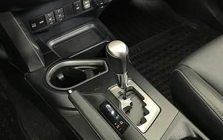 Toyota RAV4, 2017 год, 2 680 000 рублей, 17 фотография