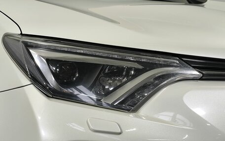 Toyota RAV4, 2017 год, 2 680 000 рублей, 22 фотография