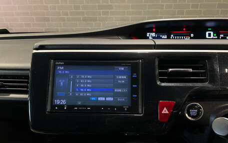 Honda Stepwgn IV, 2015 год, 1 950 000 рублей, 13 фотография