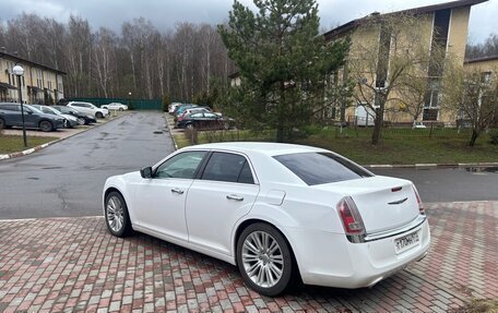 Chrysler 300C II, 2012 год, 1 800 000 рублей, 2 фотография