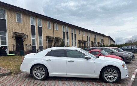 Chrysler 300C II, 2012 год, 1 800 000 рублей, 4 фотография