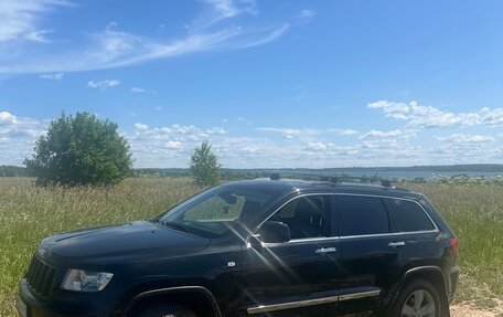 Jeep Grand Cherokee, 2012 год, 1 740 000 рублей, 2 фотография