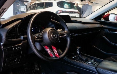 Mazda 3, 2020 год, 2 099 000 рублей, 18 фотография