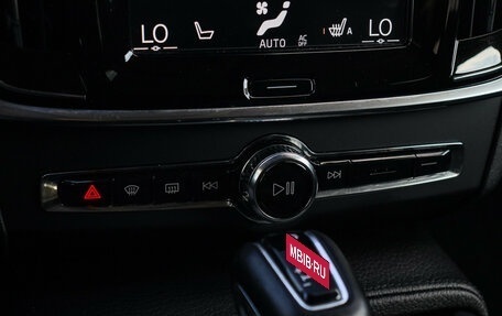 Volvo S90 II рестайлинг, 2021 год, 3 980 000 рублей, 20 фотография