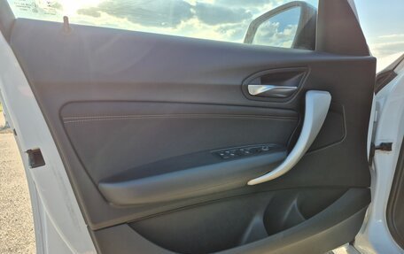 BMW 1 серия, 2017 год, 1 750 000 рублей, 8 фотография