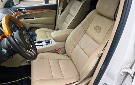 Jeep Grand Cherokee, 2012 год, 1 650 000 рублей, 11 фотография