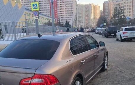 Skoda Superb III рестайлинг, 2012 год, 1 300 000 рублей, 7 фотография