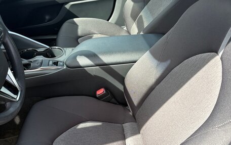 Toyota Camry, 2021 год, 3 199 000 рублей, 12 фотография