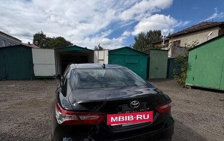 Toyota Camry, 2021 год, 3 199 000 рублей, 9 фотография