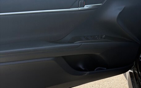 Toyota Camry, 2021 год, 3 199 000 рублей, 18 фотография