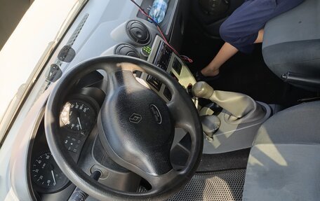 Renault Logan I, 2006 год, 300 000 рублей, 5 фотография