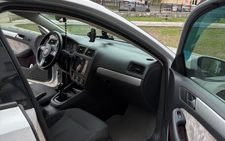 Volkswagen Jetta VI, 2012 год, 1 100 000 рублей, 5 фотография