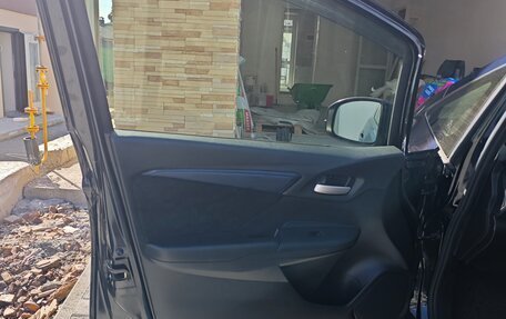 Honda Shuttle II, 2015 год, 1 390 000 рублей, 6 фотография