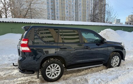 Toyota Land Cruiser Prado 150 рестайлинг 2, 2014 год, 4 200 000 рублей, 3 фотография