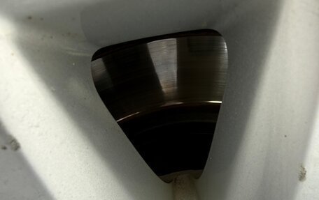 Toyota Land Cruiser Prado 150 рестайлинг 2, 2014 год, 4 200 000 рублей, 27 фотография