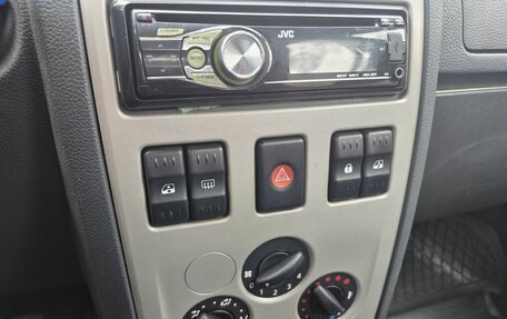 Renault Logan I, 2007 год, 240 000 рублей, 13 фотография