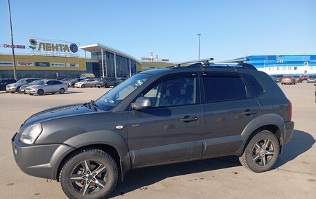 Hyundai Tucson III, 2007 год, 650 000 рублей, 1 фотография