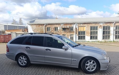 Mercedes-Benz C-Класс, 2005 год, 615 000 рублей, 4 фотография