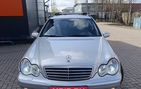 Mercedes-Benz C-Класс, 2005 год, 615 000 рублей, 2 фотография