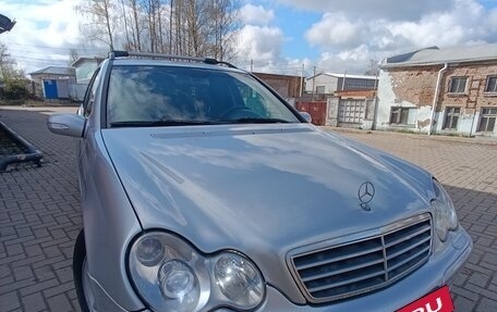 Mercedes-Benz C-Класс, 2005 год, 615 000 рублей, 9 фотография