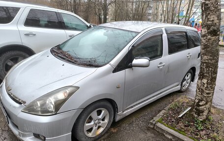 Toyota Wish II, 2003 год, 300 000 рублей, 2 фотография