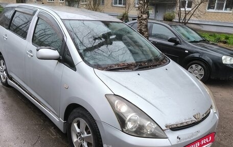Toyota Wish II, 2003 год, 300 000 рублей, 4 фотография