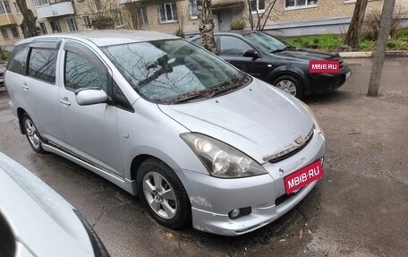 Toyota Wish II, 2003 год, 300 000 рублей, 3 фотография