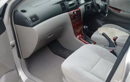 Toyota Corolla, 2002 год, 625 000 рублей, 13 фотография