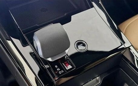 Land Rover Range Rover Sport, 2026 год, 16 000 000 рублей, 15 фотография