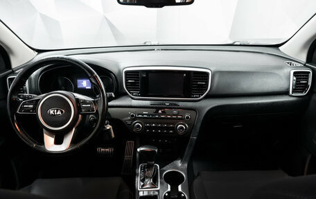 KIA Sportage IV рестайлинг, 2018 год, 2 296 000 рублей, 9 фотография