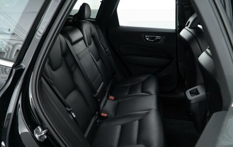 Volvo XC60 II, 2018 год, 3 423 444 рублей, 7 фотография