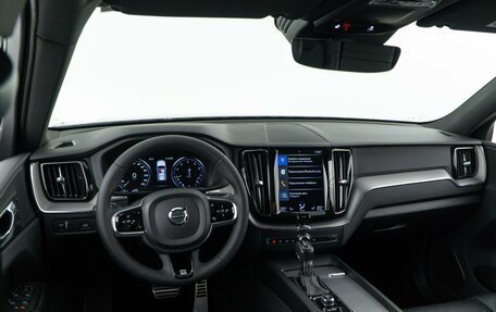 Volvo XC60 II, 2018 год, 3 423 444 рублей, 6 фотография