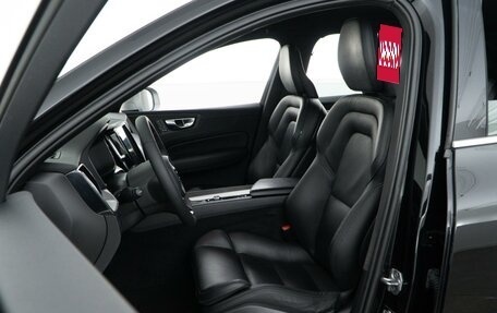 Volvo XC60 II, 2018 год, 3 423 444 рублей, 10 фотография