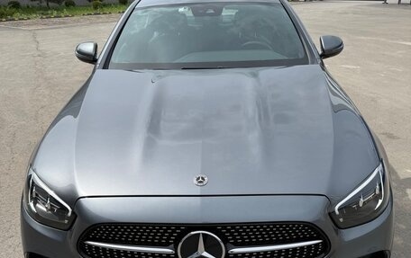 Mercedes-Benz E-Класс, 2021 год, 5 100 000 рублей, 1 фотография
