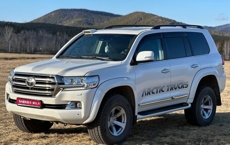 Toyota Land Cruiser 200, 2017 год, 8 500 000 рублей, 1 фотография