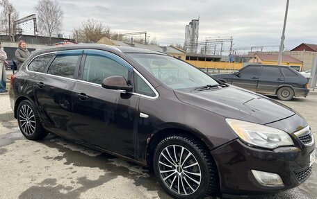 Opel Astra J, 2012 год, 700 000 рублей, 6 фотография