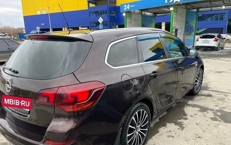 Opel Astra J, 2012 год, 700 000 рублей, 8 фотография