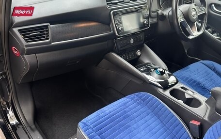 Nissan Leaf II, 2018 год, 1 390 000 рублей, 5 фотография