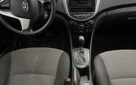 Hyundai Solaris II рестайлинг, 2011 год, 460 000 рублей, 7 фотография